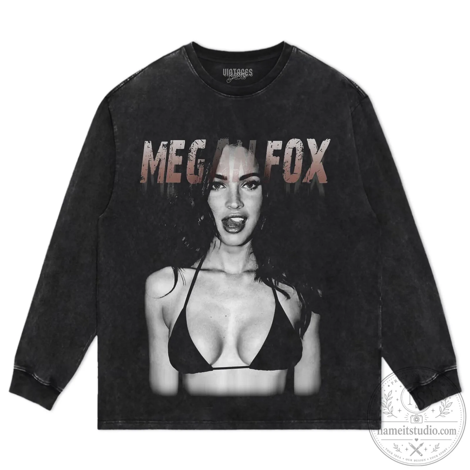Black and White Graphic T-Shirt Featuring Vintage Style of Megan Fox 12 Black and White Graphic T-Shirt Featuring Vintage Style of Megan Fox